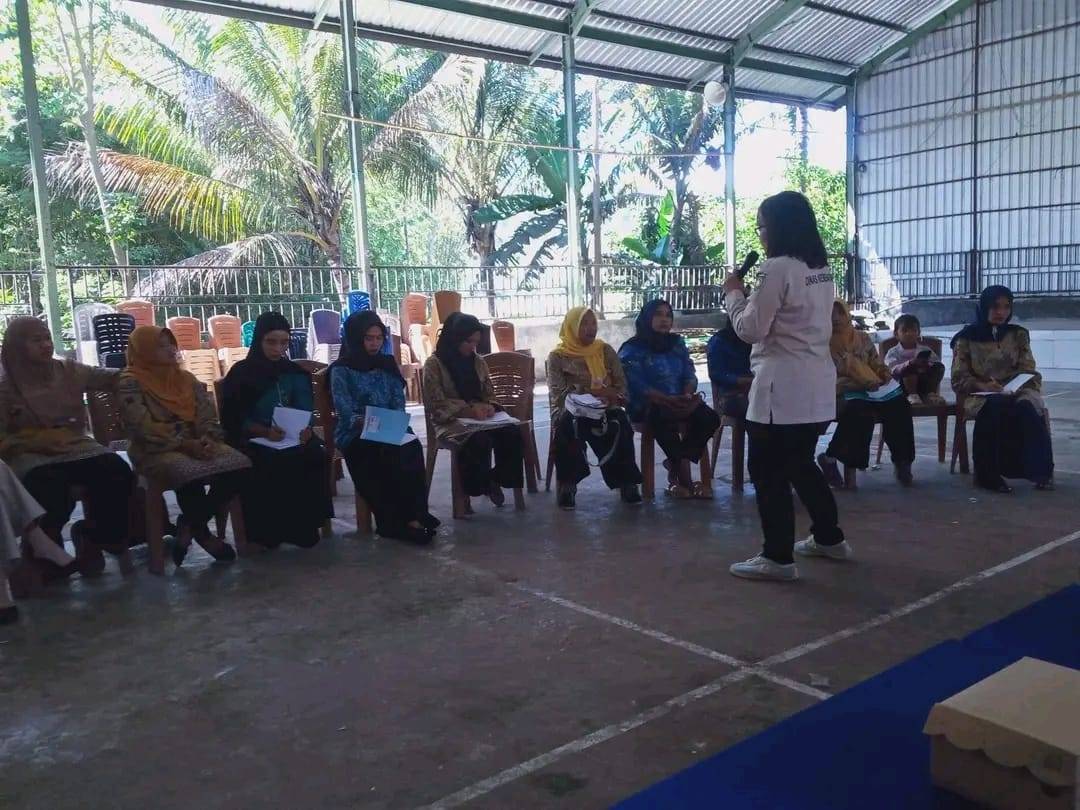 Pelatihan sDIDTK dan PMBA yang dihadiri oleh kader posyandu, guru paud dan TK yang difasilitasi dari Dinas Kesehatan Kabupaten Sumbawa